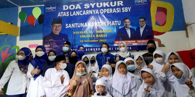 Operasi SBY Berjalan Lancar, Demokrat DKI Gelar Syukuran dan Santuni Anak Yatim