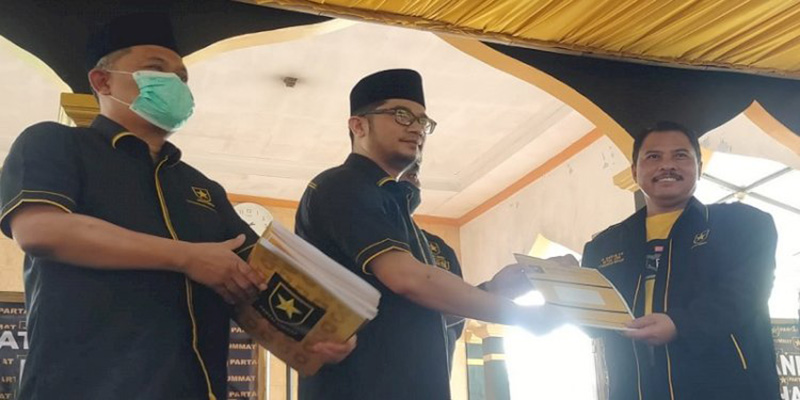 Lantik dan Kukuhkan Pengurus Partai Ummat Kabupaten Bekasi, Amien Rais: Mudah-mudahan Nyetrum Daerah Lain