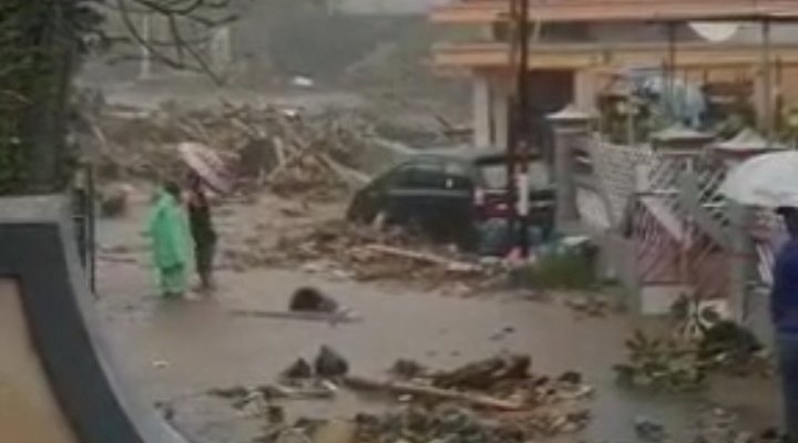 Enam Korban Hanyut Banjir Bandang Kota Batu Selamat, Dua Orang Ditemukan Meninggal