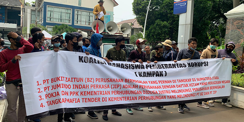 Demo di Depan Kejagung, Kampak Soroti Mafia Tender di Kemenhub