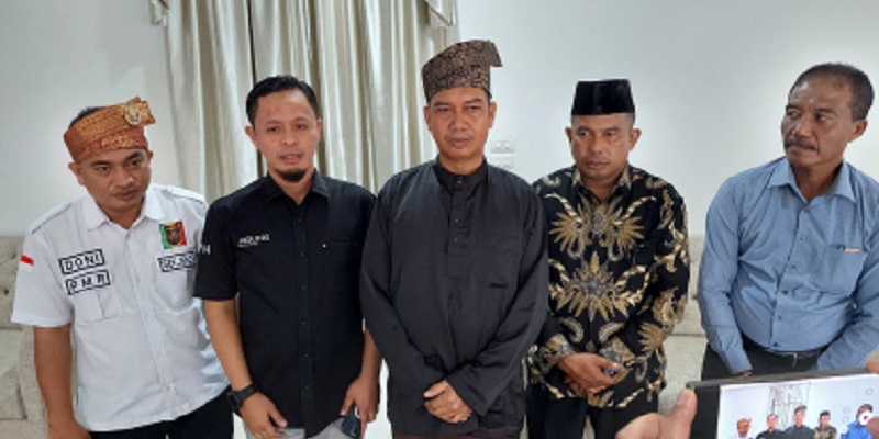Dibebaskan, Tersangka Penyerangan Rumah Calon Ketua Demokrat Riau Minta Maaf ke AHY