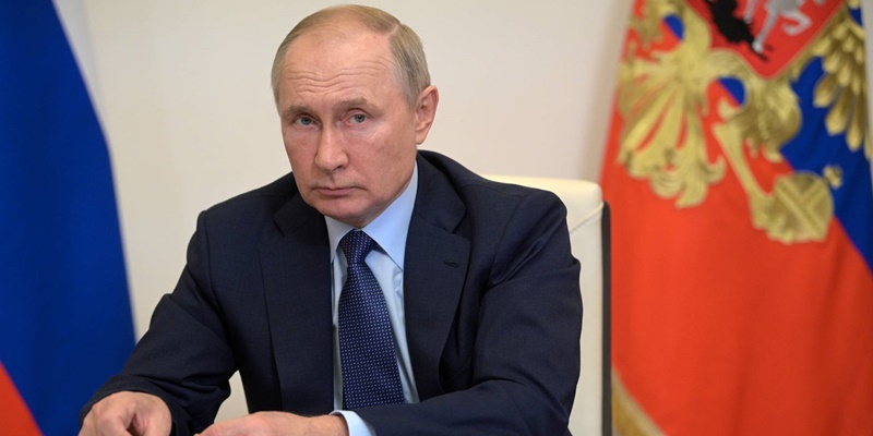 Putin: Vaksin Sangat Penting, Tapi Rusia Memilih Membujuk daripada Memaksa Orang