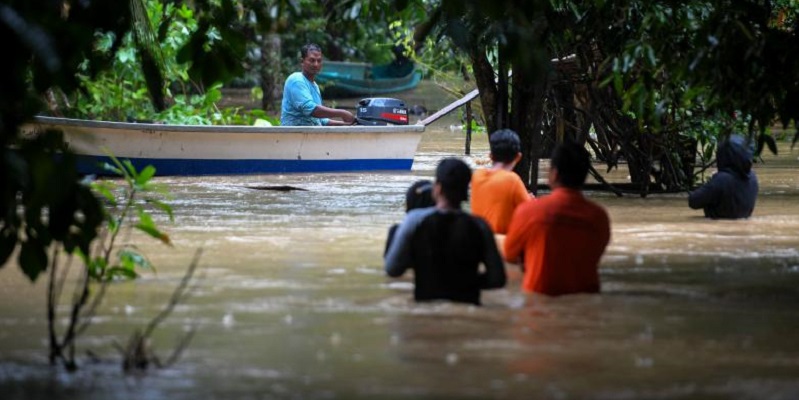 Diterjang Banjir, Malaysia Evakuasi 11 Ribu Orang