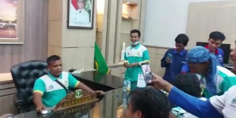 Polda Banten Minta 6 Buruh yang Duduki Ruang Kerja Gubernur Banten Menyerahkan Diri