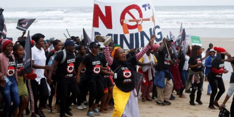 Ribuan Warga Afrika Selatan Turun ke Pantai, Protes Rencana Eksplorasi Minyak di Laut "Perawan"