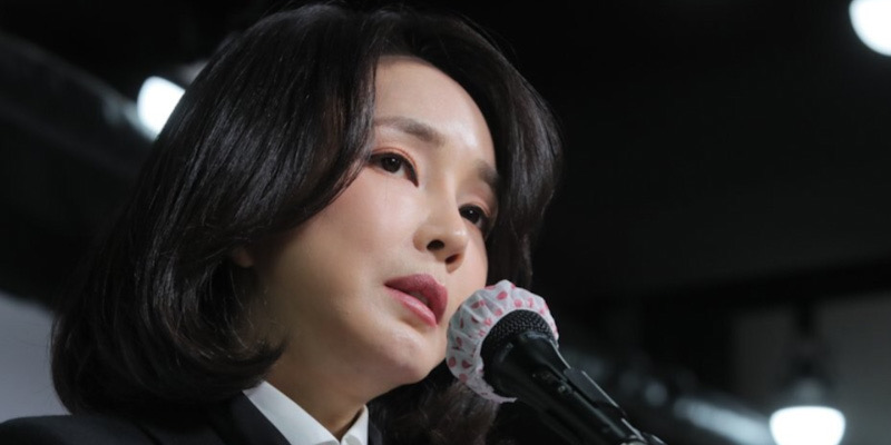 Kebanjiran Kritik, Istri Capres Korea Selatan Minta Maaf Karena Palsukan Resume