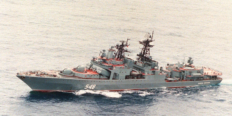 Bersama Enam Fregat, Kapal Perusak Rusia Admiral Panteleyev Bermanuver di Perairan Indonesia
