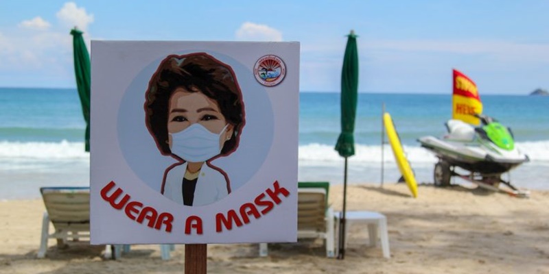 Pemerintah Daerah Phuket Bakal Tindak Tegas Turis Nakal Pelanggar Aturan Wajib Masker