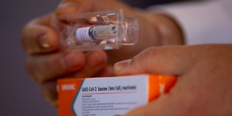 Kasus Kematian Covid Penerima Sinovac Lebih Tinggi Dibanding Vaksin Lain