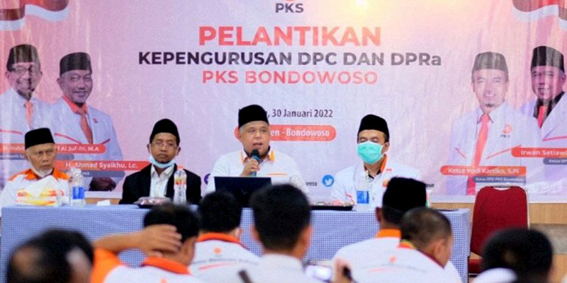 Lantik 104 Struktur Ranting, Ketua PKS Jatim Tegaskan Terus Bela dan Layani Rakyat