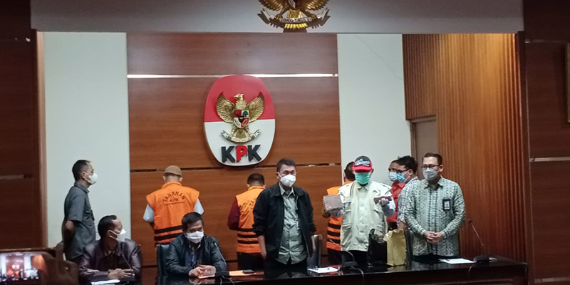 Tak Terima Ditangkap KPK, Hakim Itong Tersangka Suap 