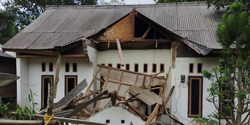 Sejumlah Rumah di Banten Rusak Berat usai Digoyang Gempa Magnitudo 6,7