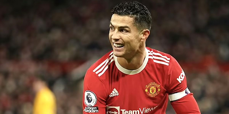Pertama Kali Jadi Kapten MU, Ronaldo Malah Dapat Kritikan