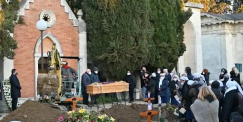 Misa penguburan Suster Monica di gereja San Flaviano Giulianova, L'Acquila Italia, pada Selasa (25/1)/Repro