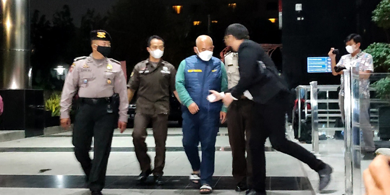 Sebelum Masuk Gedung KPK, Pepen Dikasih "Contekan" oleh Pengacara