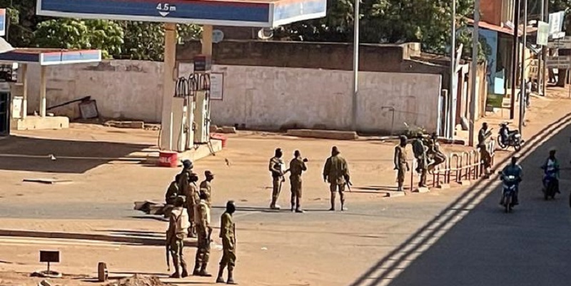 Pemberontakan Militer di Burkina Faso, Suara Tembakan Terdengar di Lingkungan Rumah Presiden