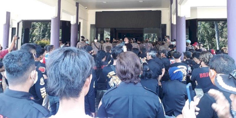Gelar Demo di DPRD, Ormas Ciamis Tuntut Arteria Dahlan Dipecat