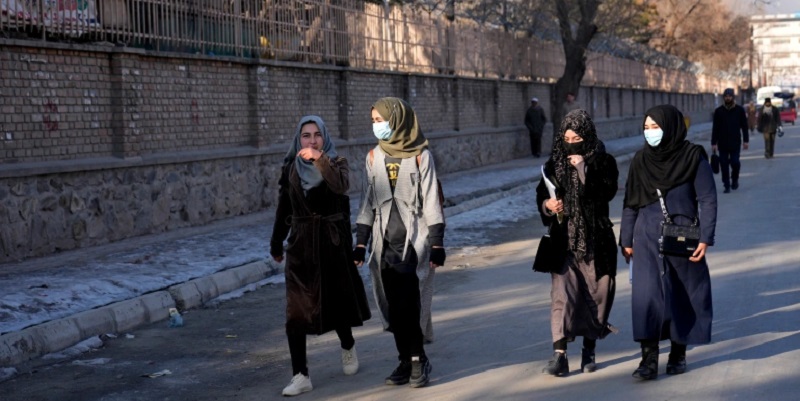 Taliban Buka Universitas, Kelas Perempuan dan Laki-laki Dipisah