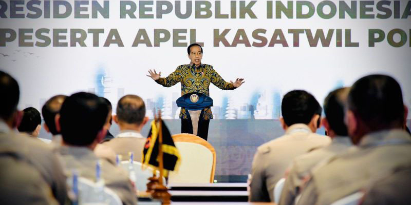 Masyarakat Berhak Dorong Jokowi Tiga Periode