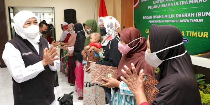 Gubernur Khofifah Persempit Ruang Gerak Rentenir "Pemangsa" Rakyat, Begini Caranya
