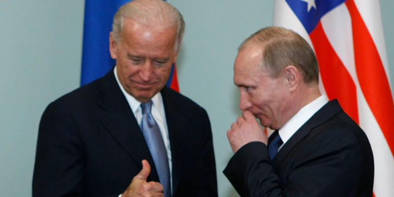 62 Menit Telepon Putin, Biden Soroti Prediksi Intelijen Rusia Bisa Invasi Ukraina dalam Waktu Dekat