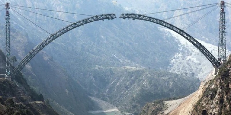 Lebih Tinggi dari Menara Eiffel, Jembatan Kereta Api Jammu dan Kashmir Jadi yang Tertinggi di Dunia