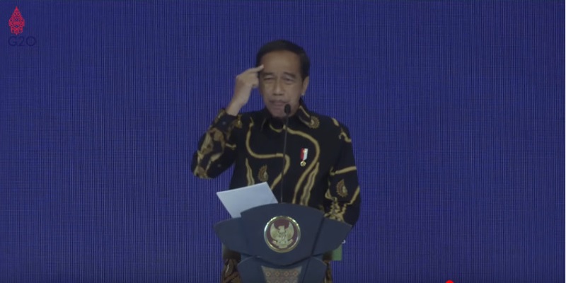 Jokowi Tunjuk Hidung Para Menteri, Jengkel sampai Ucapkan Bodoh