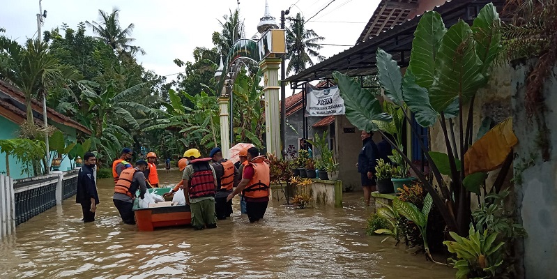 Banjir di Banyumas Rendam 2.351 Rumah, 620 Jiwa Mengungsi