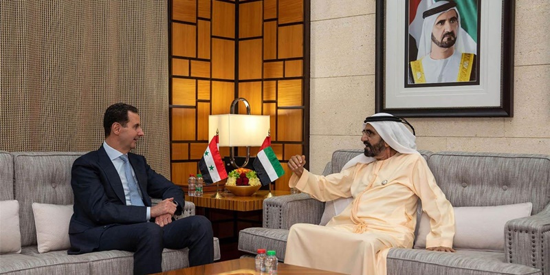 Presiden Suriah Bashar Al-Assad bertemu penguasa Dubai, Sheikh Mohammed bin Rashid al-Maktoum, di Dubai, Uni Emirat, 18 Maret 2022/Net