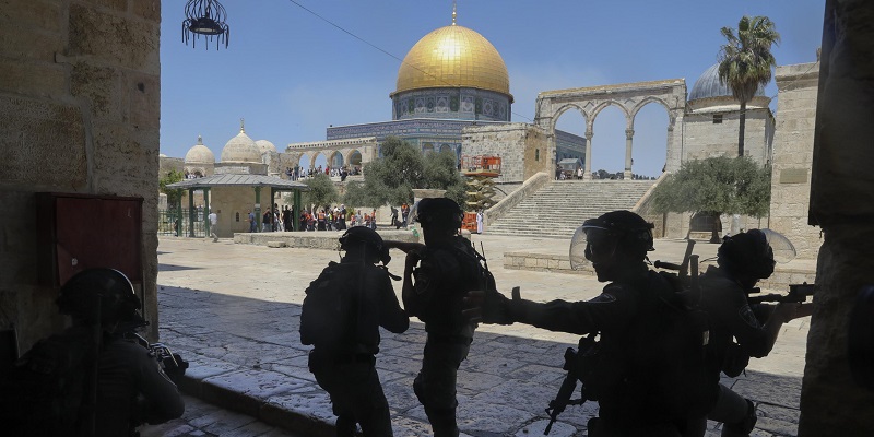 Bentrokan di Kompleks Masjid Al Aqsa Pecah Lagi, 12 Warga Palestina Terluka