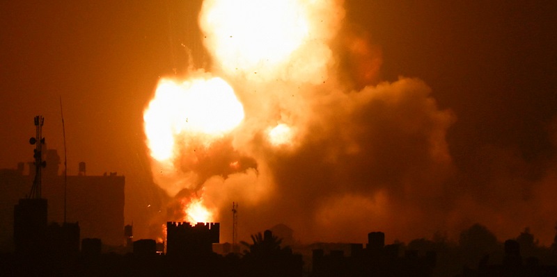 Di Tengah Ketegangan, Sebuah Roket Meluncur dari Jalur Gaza ke Israel