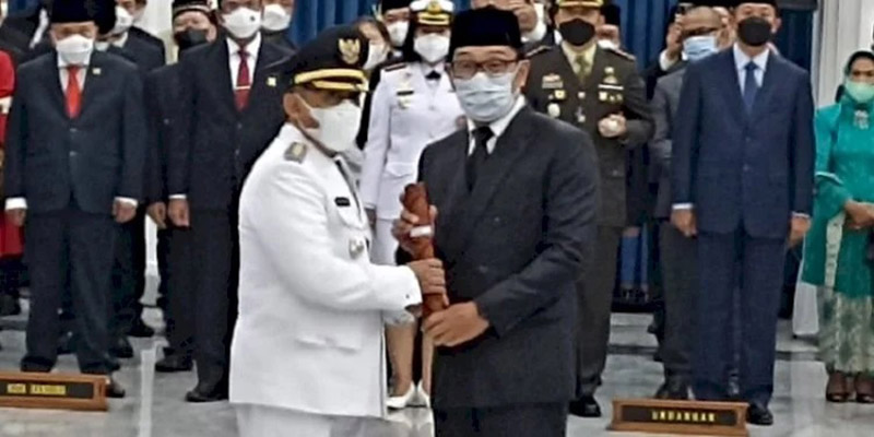 Lantik Yana Mulyana sebagai Walikota Bandung Definitif, Ridwan Kamil Beri Pesan Khusus