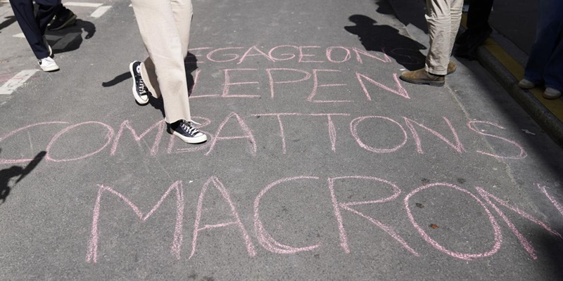 Mahasiswa Prancis Blokir Kampus: Baik Macron Maupun Le Pen Tidak Ada yang Bisa Mewakili Kami<i>!</i>
