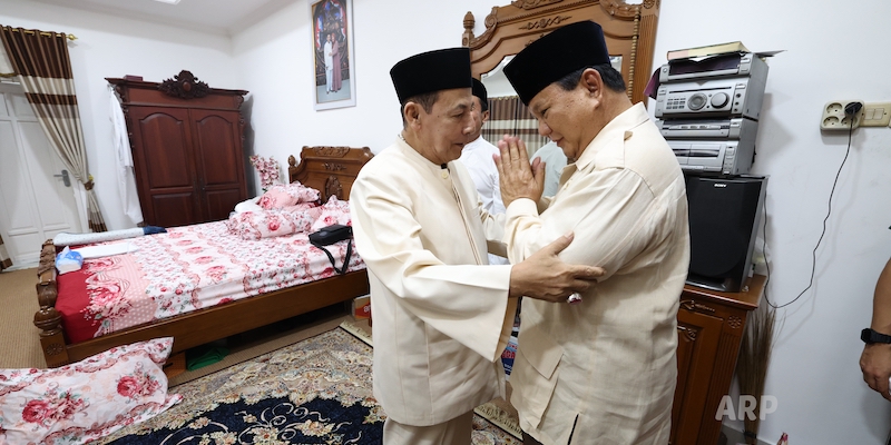 Dijamu Menu Timur Tengah, Prabowo Subianto Bertamu ke Kediaman Habib Lutfi Bin Yahya