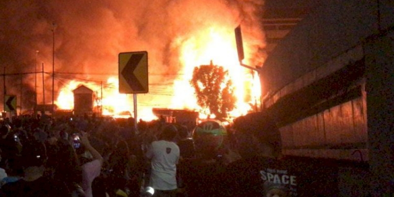 Kebakaran Pasar Gembrong Telan Kerugian hingga Rp 1,5 miliar