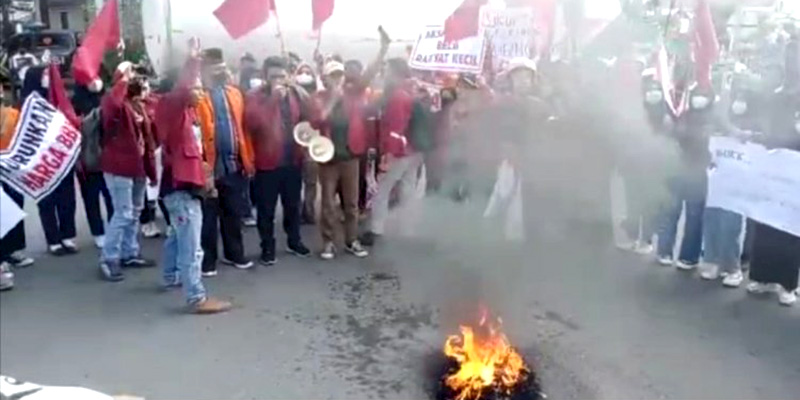 IMM Bojonegoro Desak Luhut Fokus Bekerja, Tidak Lagi Bikin Gaduh