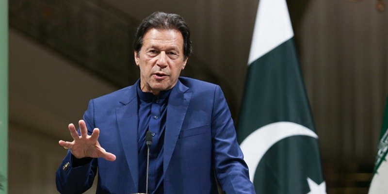 Jelang Voting Mosi Tidak Percaya Terhadap PM Imran Khan, Polisi dan Paramiliter Dikerahkan