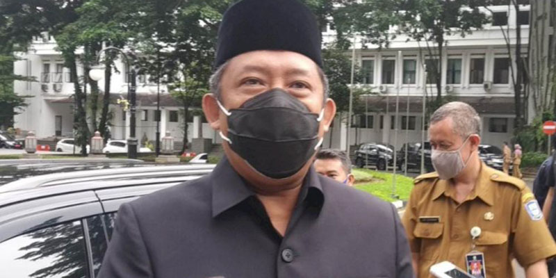 Deklarasikan Bandung Kota Angklung, Yana Mulyana Ajak Para Seniman Berinovasi