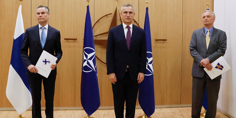 Resmi, Finlandia dan Swedia Ajukan Diri Gabung NATO