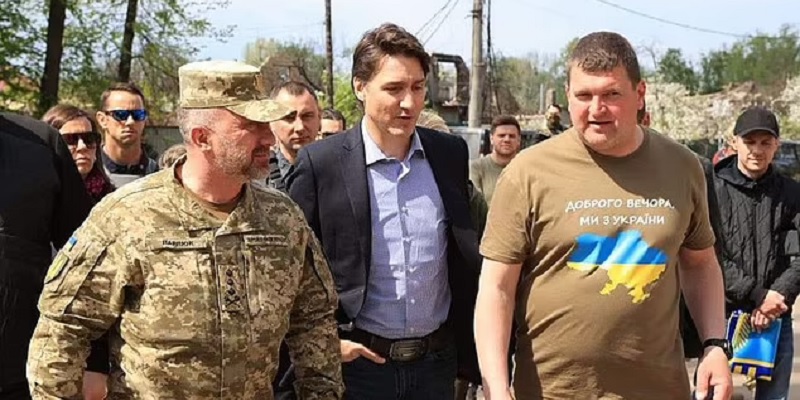 Tidak Hanya Ibu Negara AS, Ternyata Trudeau Juga Kunjung Dadakan ke Ukraina