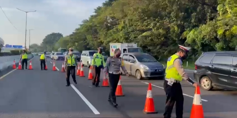 Polisi Siapkan Jalur One Way Terusan Kalikangkung-Cikampek hingga KM 3.500 Halim