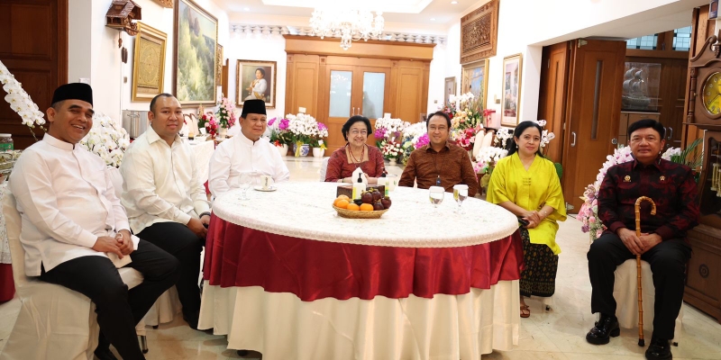 Silaturahmi Teuku Umar Makin Mengerucutkan Prabowo-Puan Menuju 2024