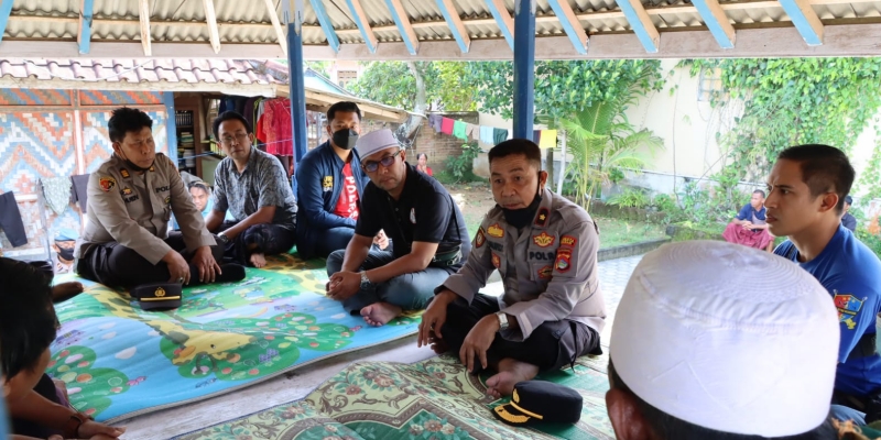 6 Rumah Dibakar Massa Buntut Cekcok Dua Dusun di Lombok Barat saat Malam Takbiran