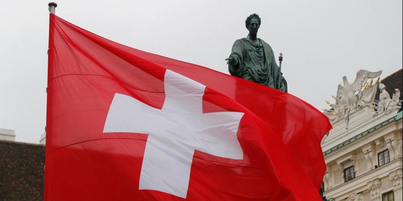 Bantu Ukraina, Swiss akan Sita Aset Mantan Anggota Parlemen Senilai 104 Juta Dolar