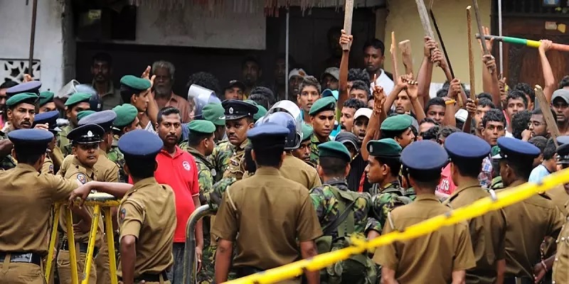 Sri Lanka Perintahkan Aparat untuk Menembak Para Demonstran yang Merusak Properti Negara