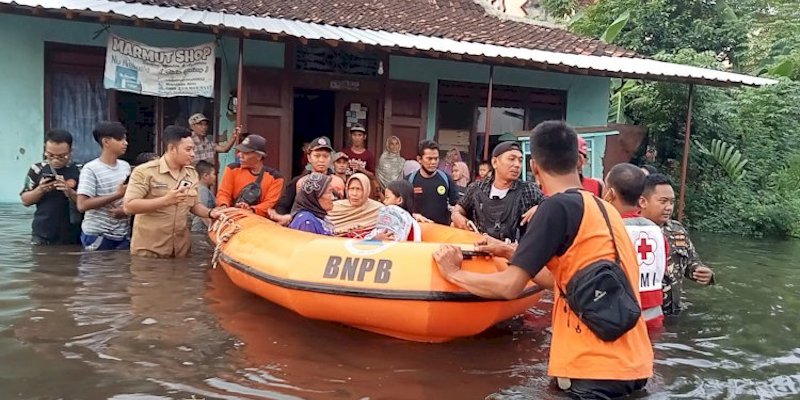 Tidak Cuma Semarang, Banjir Rob Juga Melanda Wilayah Kota Pekalongan