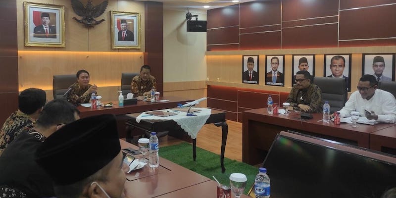Kemenag-Garuda Indonesia Tandatangani Perjanjian, Jemaah Haji Diberangkatkan dari 9 Embarkasi