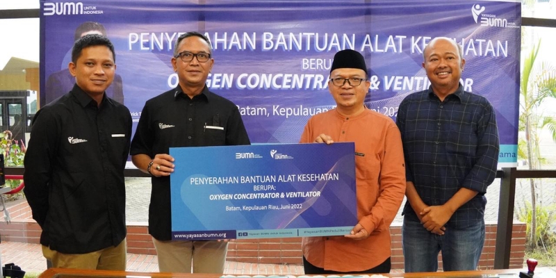Tekan Positif Covid-19, Yayasan BUMN Salurkan Alkes ke Riau