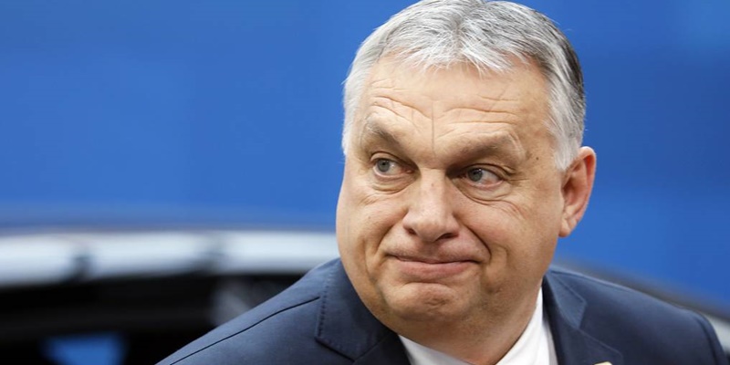 Ketegangan Mereda, Hongaria Dukung Status Kandidat UE untuk Ukraina setelah Zelensky Telepon Orban