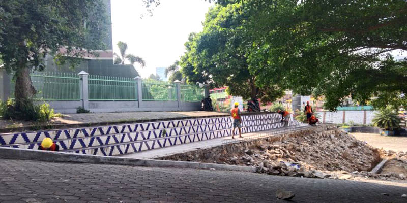 Cegah Polemik, Pemkot Bandar Lampung Diminta Timbang Ulang Bangun Relief Bung Karno di Taman Masjid Al Furqon